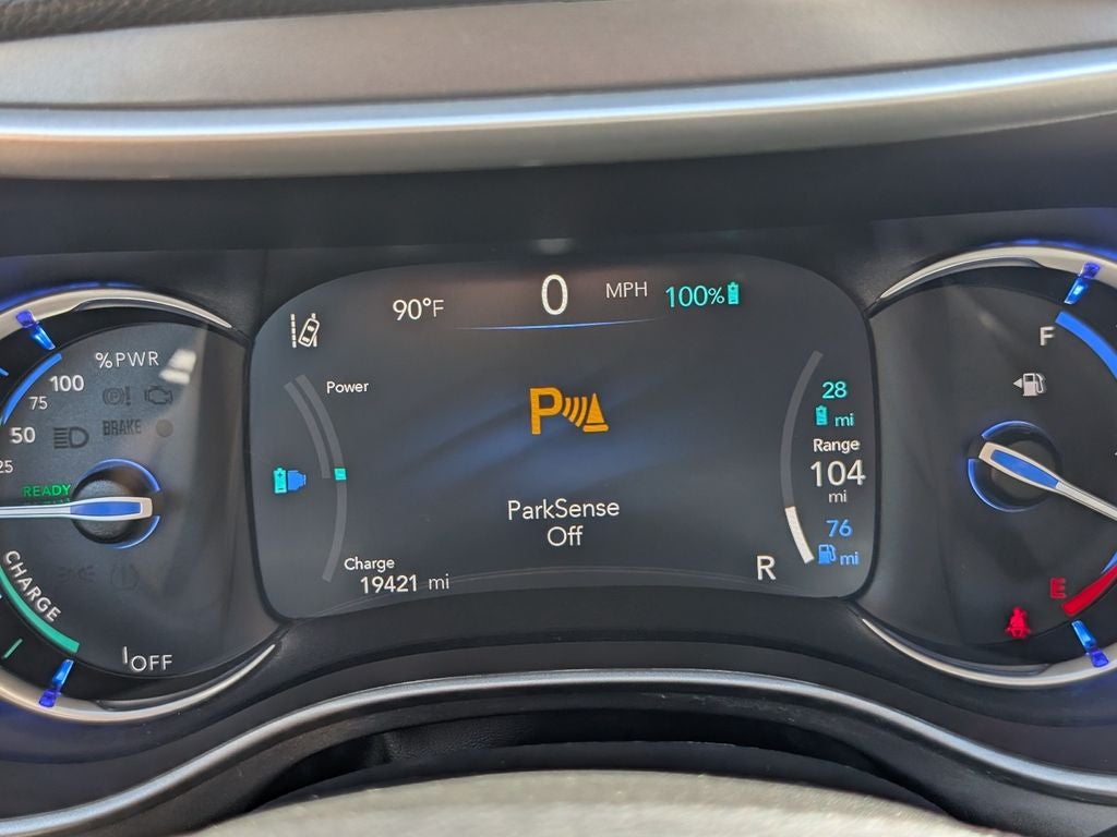 2023 Chrysler Pacifica Hybrid Touring L