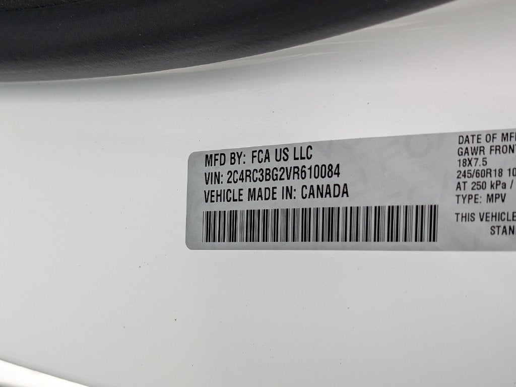 2027 Chrysler Pacifica PACIFICA SELECT AWD