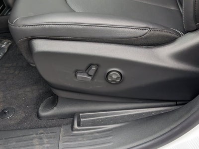 2027 Chrysler Pacifica PACIFICA SELECT AWD