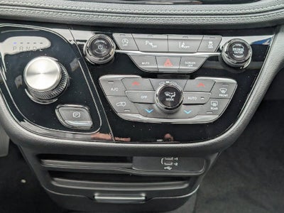 2027 Chrysler Pacifica PACIFICA SELECT AWD
