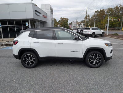 2026 Jeep Compass COMPASS LIMITED 4X4