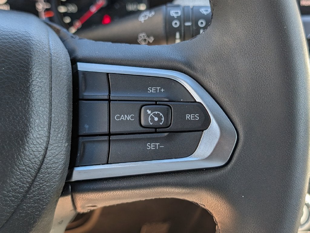 2023 Jeep Compass Latitude Lux FWD