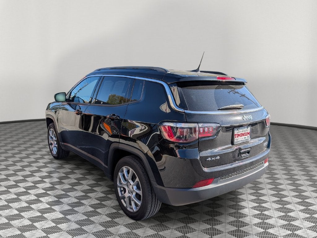 2023 Jeep Compass Latitude Lux FWD