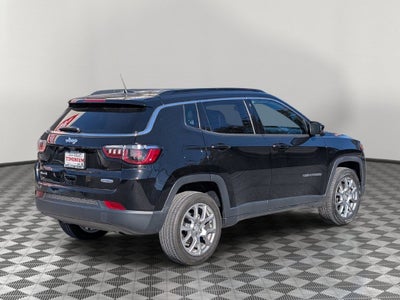 2023 Jeep Compass Latitude Lux FWD