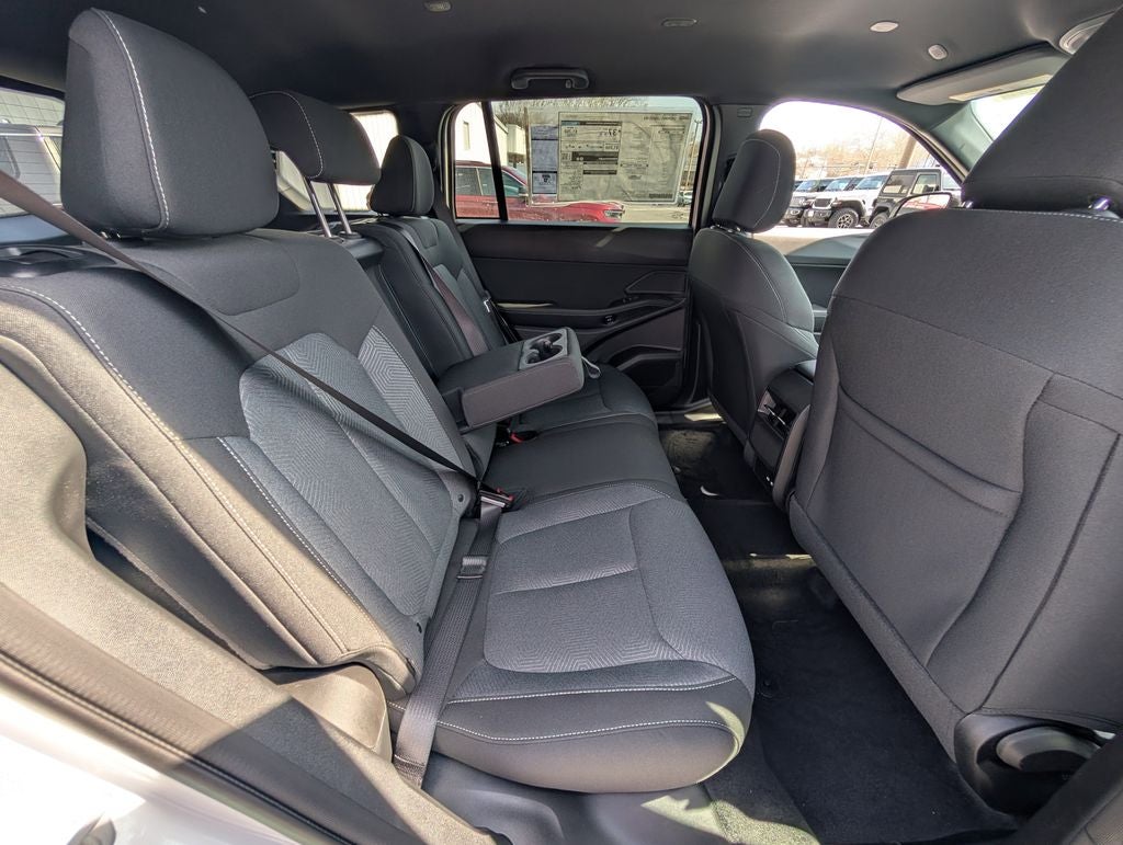2026 Jeep Cherokee CHEROKEE LAREDO 4X4