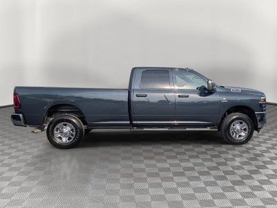 2027 RAM Ram 3500 RAM 3500 TRADESMAN CREW CAB 4X4 8' BOX