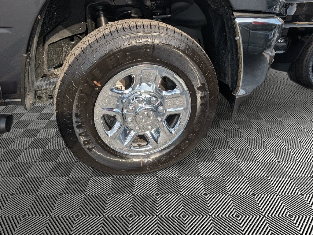 2027 RAM Ram 3500 RAM 3500 TRADESMAN CREW CAB 4X4 8' BOX