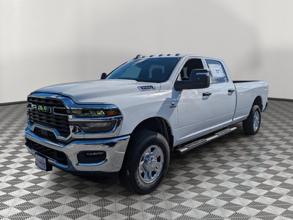 2027 RAM Ram 3500 RAM 3500 TRADESMAN CREW CAB 4X4 8' BOX