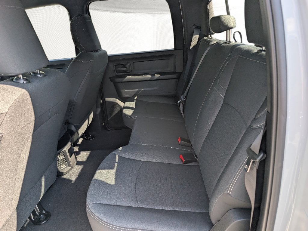 2027 RAM Ram 3500 RAM 3500 TRADESMAN CREW CAB 4X4 8' BOX