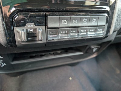 2027 RAM Ram 3500 RAM 3500 TRADESMAN CREW CAB 4X4 8' BOX