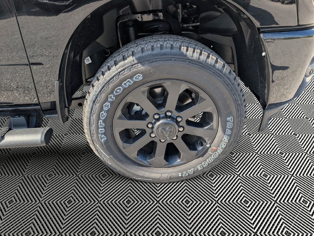 2026 RAM Ram 2500 RAM 2500 BLACK EXPRESS CREW CAB 4X4 6'4' BOX