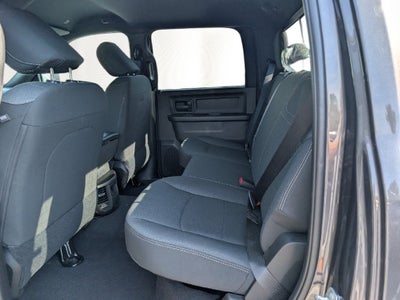 2027 RAM Ram 2500 RAM 2500 BLACK EXPRESS CREW CAB 4X4 6'4' BOX