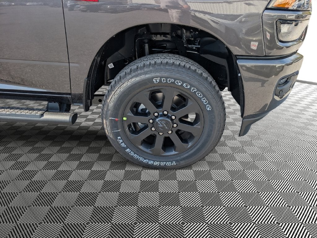 2027 RAM Ram 2500 RAM 2500 BLACK EXPRESS CREW CAB 4X4 6'4' BOX