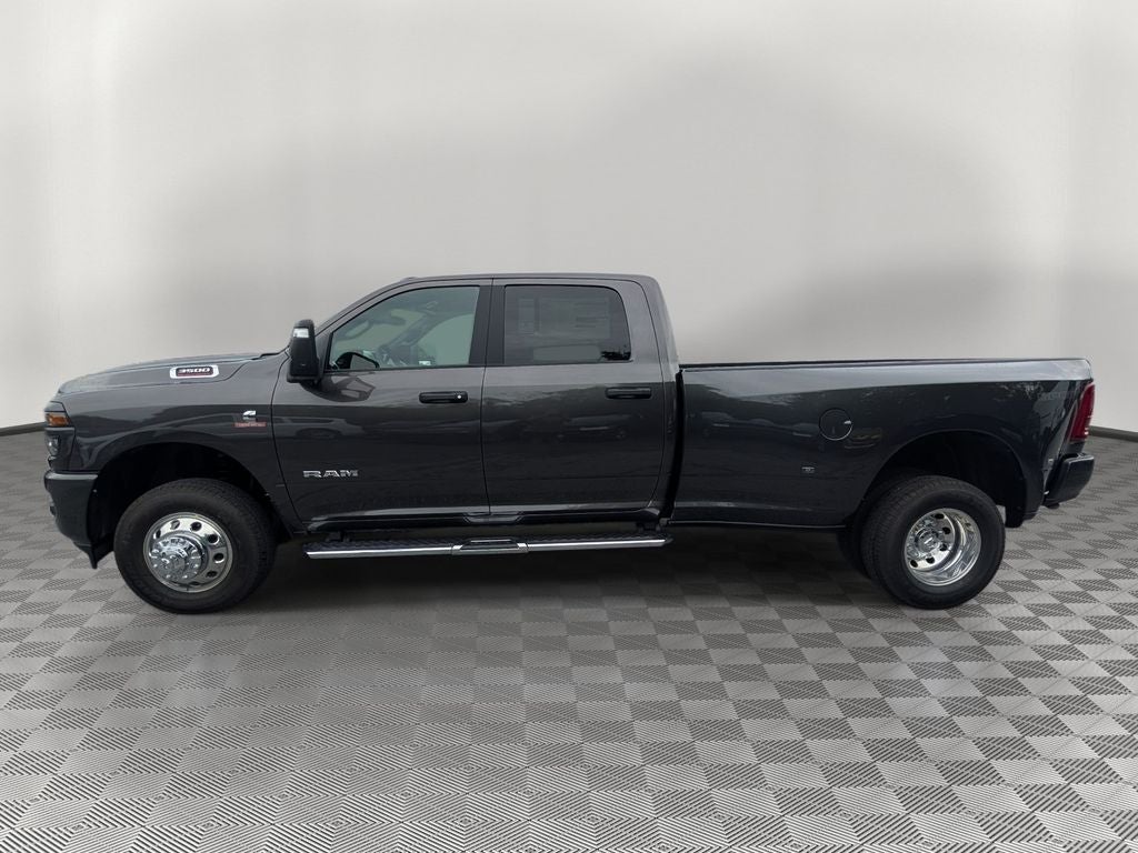 2027 RAM Ram 3500 RAM 3500 BIG HORN CREW CAB 4X4 8' BOX