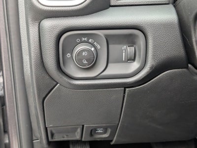 2027 RAM Ram 3500 RAM 3500 BIG HORN CREW CAB 4X4 8' BOX