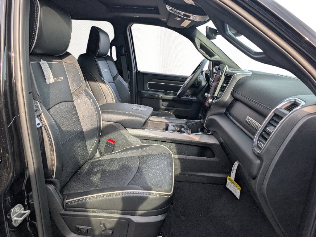2027 RAM Ram 3500 RAM 3500 LARAMIE CREW CAB 4X4 8' BOX
