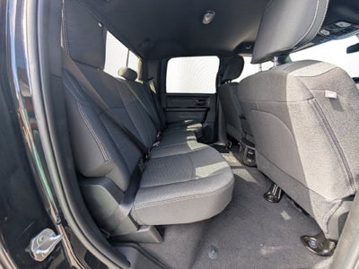 2027 RAM Ram 2500 RAM 2500 BLACK EXPRESS CREW CAB 4X4 6'4' BOX