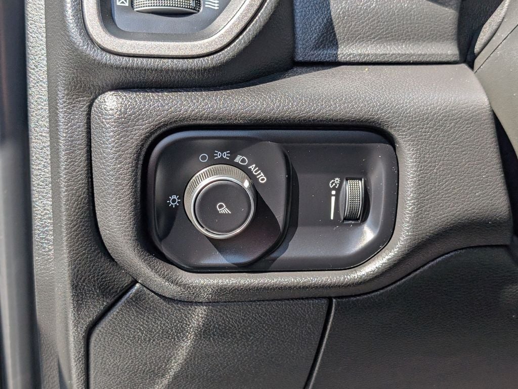 2024 RAM 2500 Tradesman Crew Cab 4x4 6'4' Box