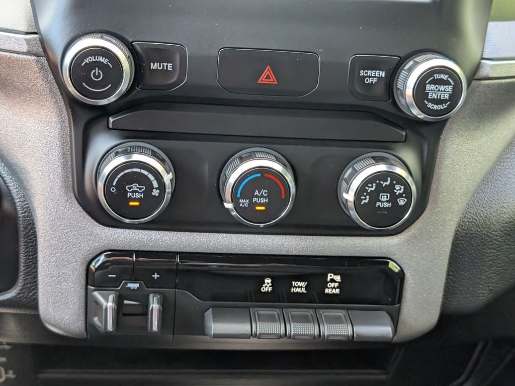 2024 RAM 2500 Tradesman Crew Cab 4x4 6'4' Box