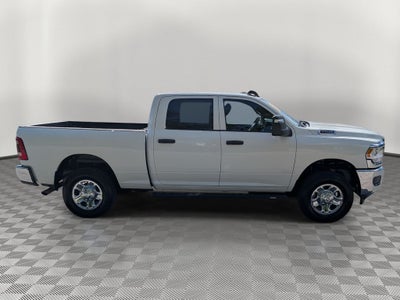 2024 RAM 2500 Tradesman Crew Cab 4x4 6'4' Box