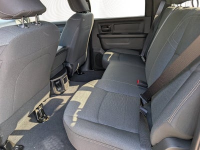 2027 RAM Ram 2500 RAM 2500 BLACK EXPRESS CREW CAB 4X4 6'4' BOX