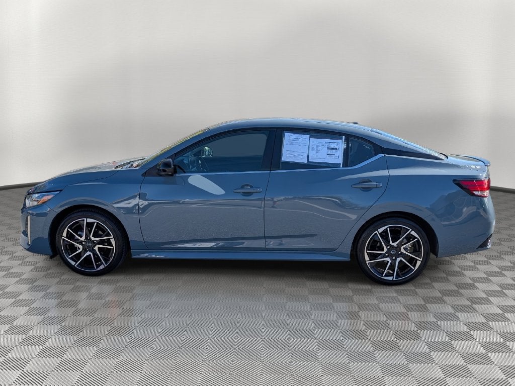 2024 Nissan Sentra SR Xtronic CVT