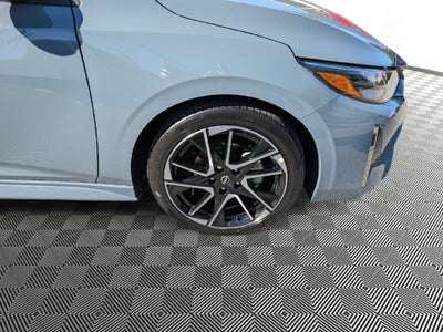 2024 Nissan Sentra SR Xtronic CVT