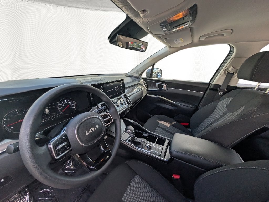 2023 Kia Sorento LX