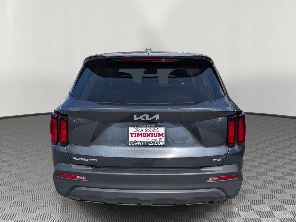 2023 Kia Sorento LX