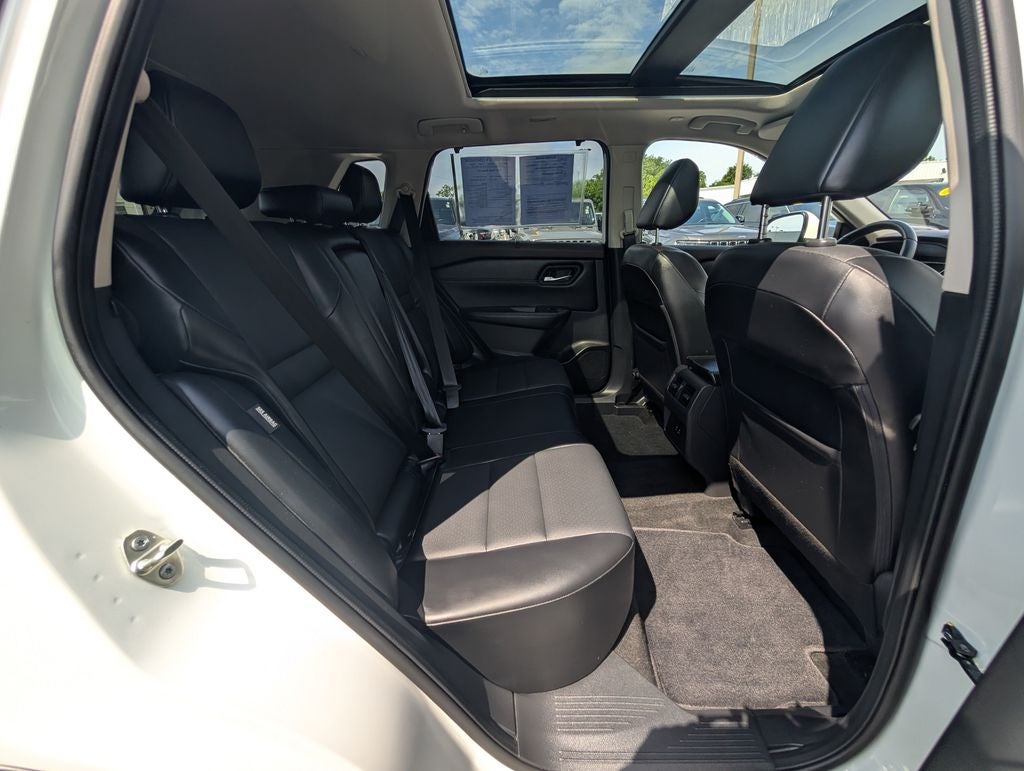2022 Nissan Rogue SV Intelligent AWD