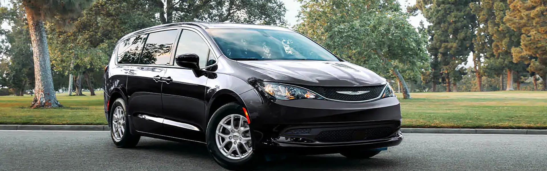 2021 Chrysler Voyager minivan