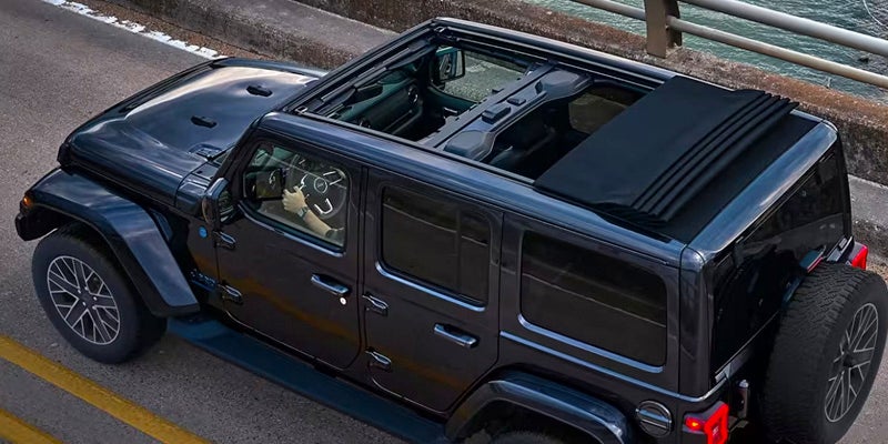 Jeep Wrangler power roof open