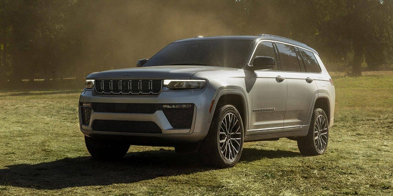 Silver Jeep Grand Cherokee exterior