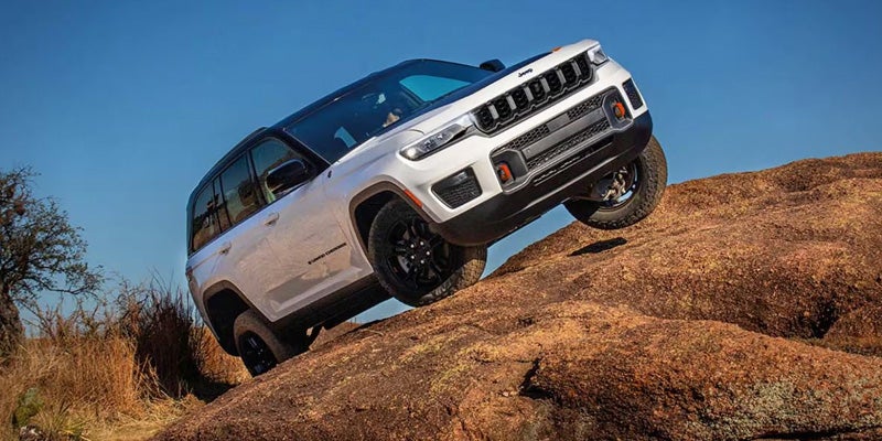 Jeep Grand Cherokee off-road capability